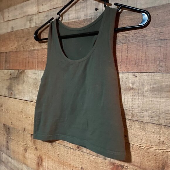Hunter green crop top size small - Picture 2 of 4